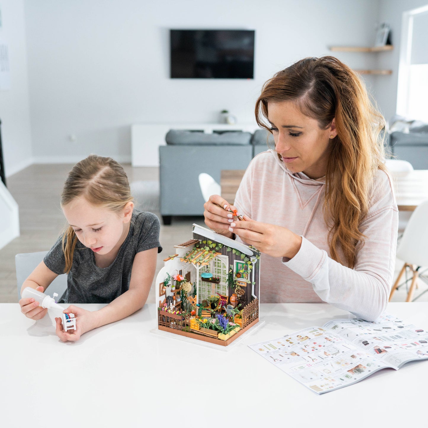 Miller's Garden- DIY Miniature House Kit
