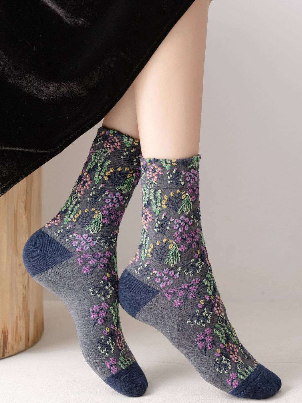 Rufia - Wild Bloom Texture Crew Socks