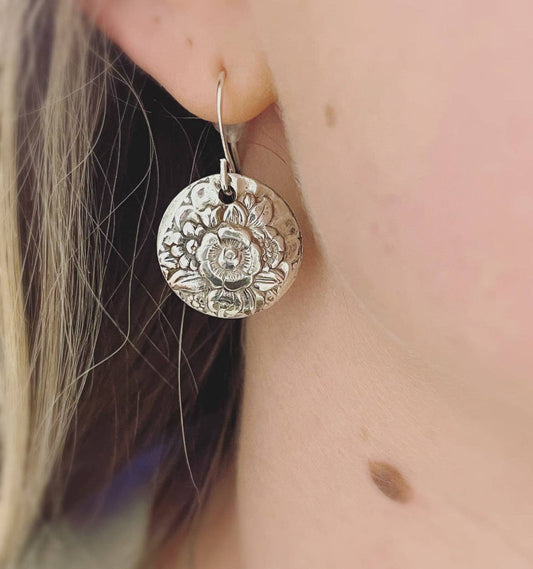 Jubilee Knife Handle Domed Earrings