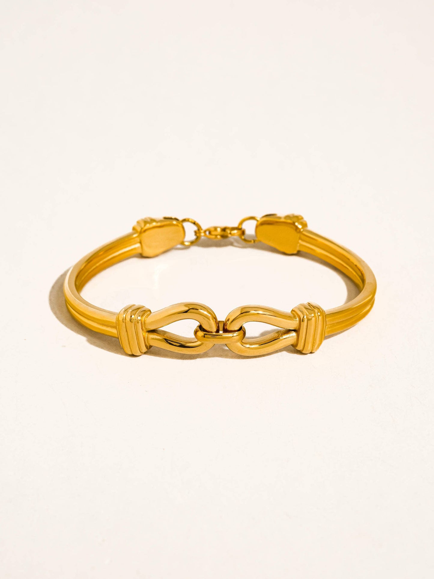 Deloise 18K Gold Non-Tarnish Knot Link Bracelet