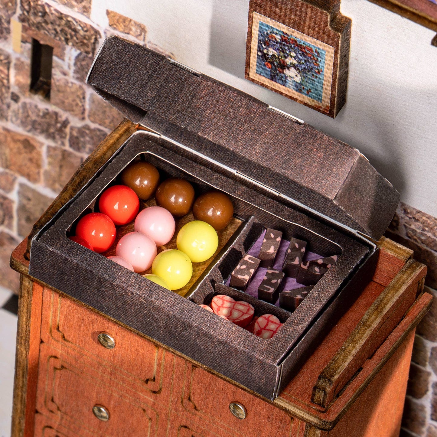 Henry's Chocolate- DIY Miniature House Kit