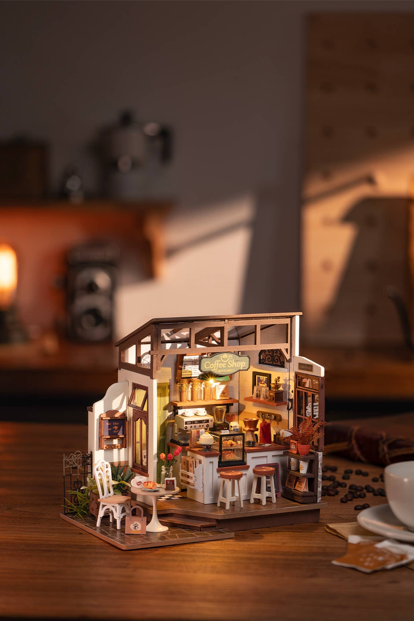 Slow Life Café- DIY Miniature House Kit