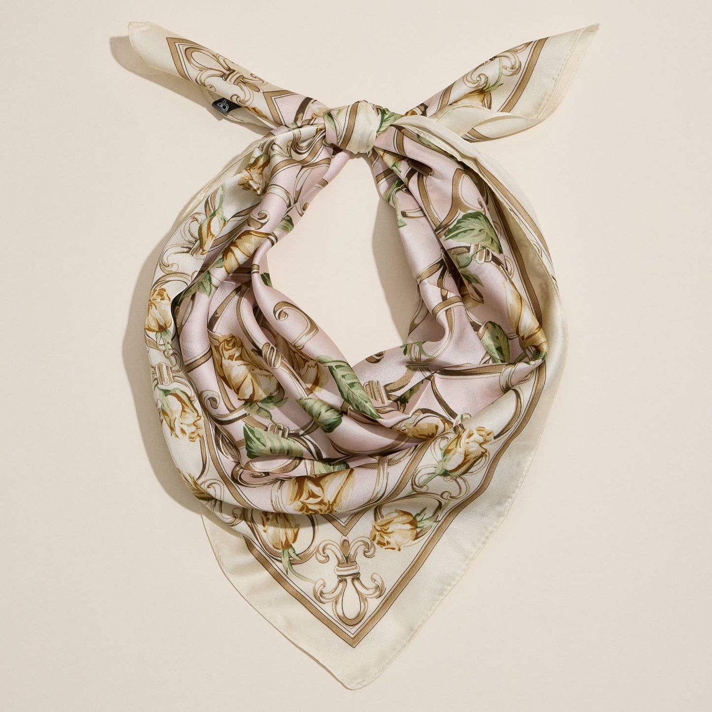 Baroque Rose Print Elegant Floral Silk-Feel Scarf
