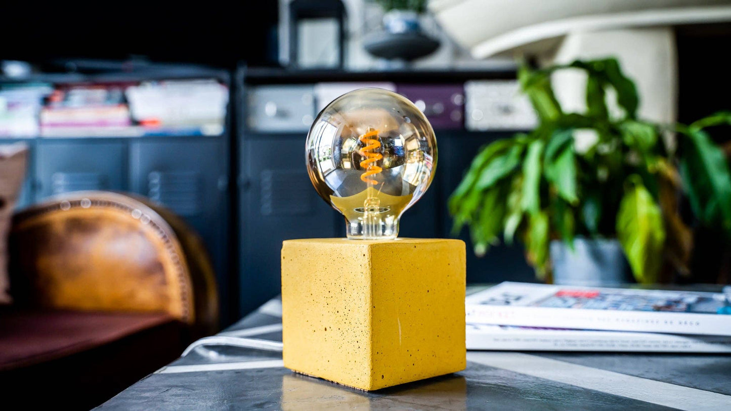Cube Lamp - Yellow Concrete