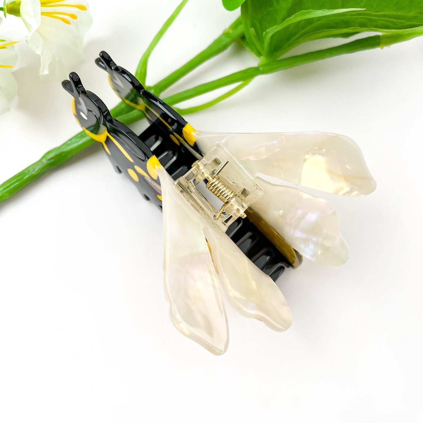 🐝 Queen Bee Elegance – Acetate Honeybee Claw Clip