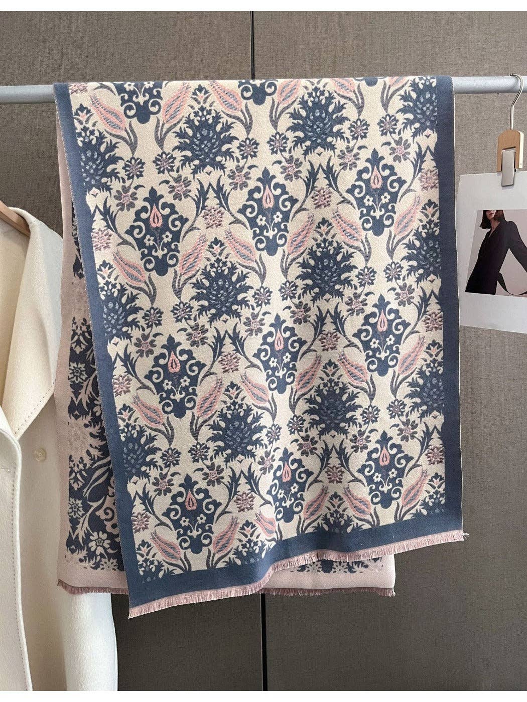 Scarvii - Winter Paisley Scarf for Women