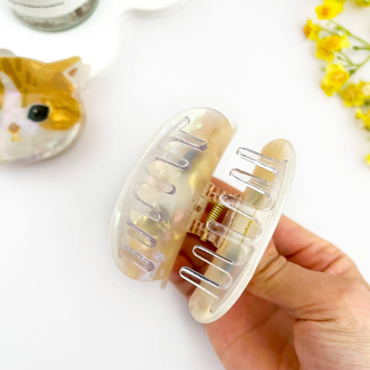 Adorable 3D Cat Acetate Hair Claw Clip – Cute & Quirky Style