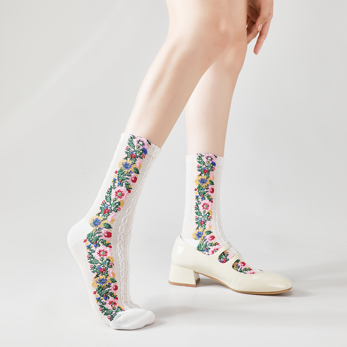 Rufia - Vintage Floral Print Summer Socks