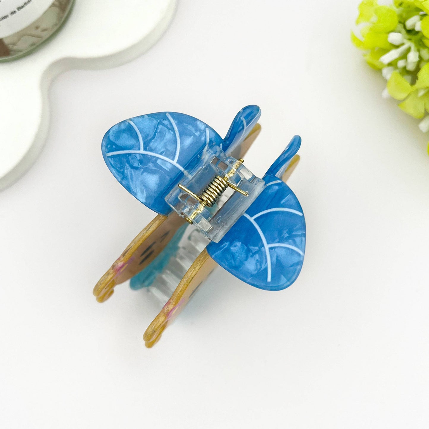 Cute Smiling Bee Cartoon Hair Claw Clip