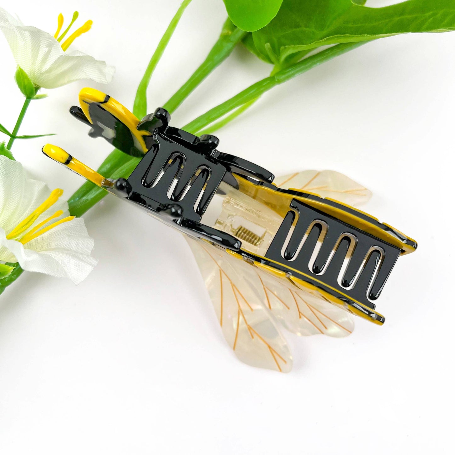 🐝 Queen Bee Elegance – Acetate Honeybee Claw Clip